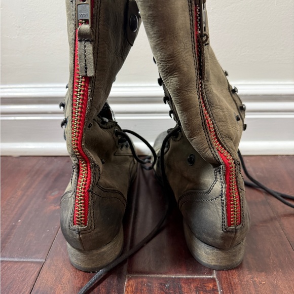 Steve Madden Black Leather Lace-Up Combat Boots with Plaid Liner - Picture 2 of 4